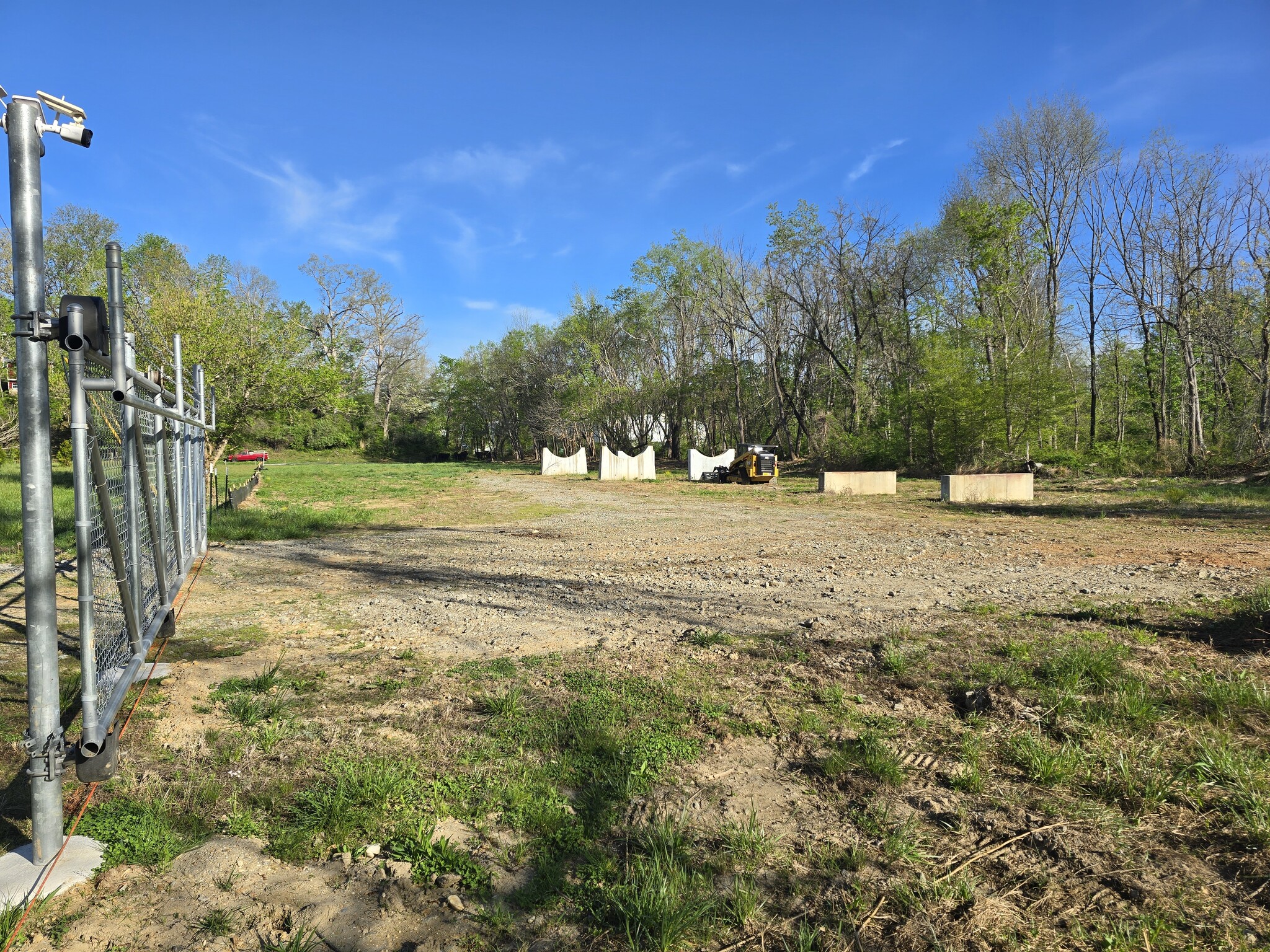 65 Mills Gap rd, Fletcher, NC for sale Primary Photo- Image 1 of 7