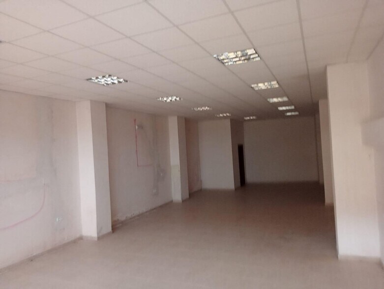 Commerce de détail dans Cáceres à vendre - Photo du bâtiment - Image 3 de 6