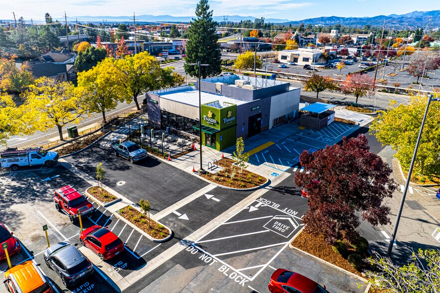 1310-1380 Churn Creek Rd, Redding, CA à louer - Photo du bâtiment - Image 2 de 4