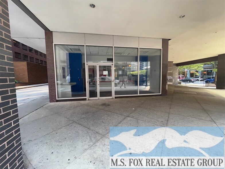 1880 John F Kennedy Blvd, Philadelphia, PA for lease - Building Photo - Image 2 of 16