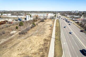 Plus de détails pour 535 Manitou Dr, Kitchener, ON - Commerce de détail à louer