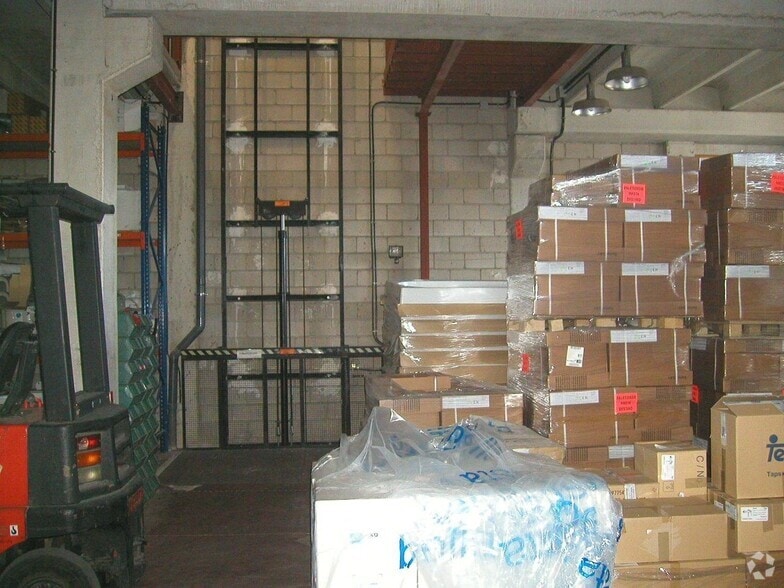 Industrial in Colmenar Viejo, Madrid for sale - Interior Photo - Image 1 of 1