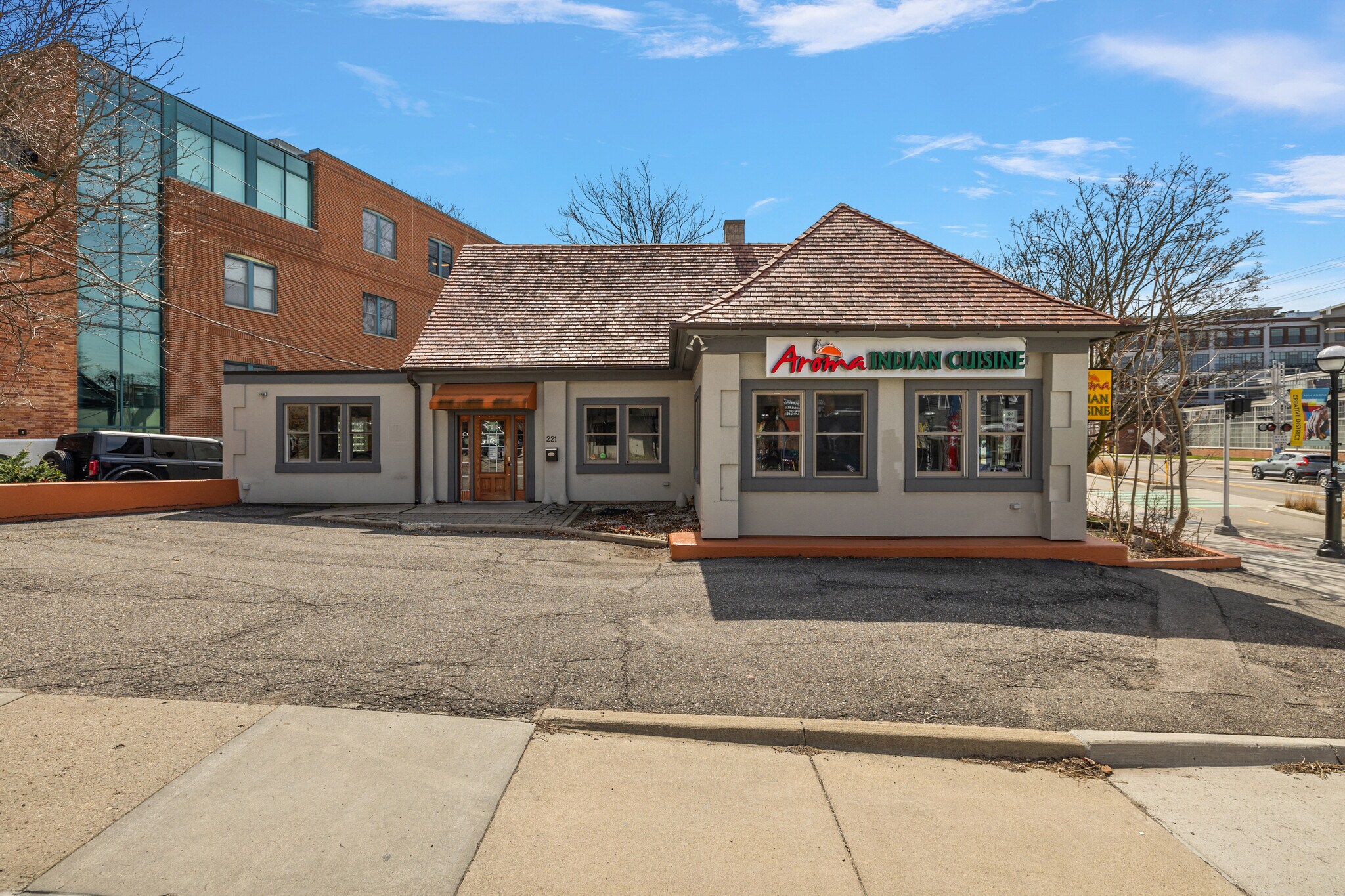 221 W Liberty St, Ann Arbor, MI à vendre Photo du bâtiment- Image 1 de 33