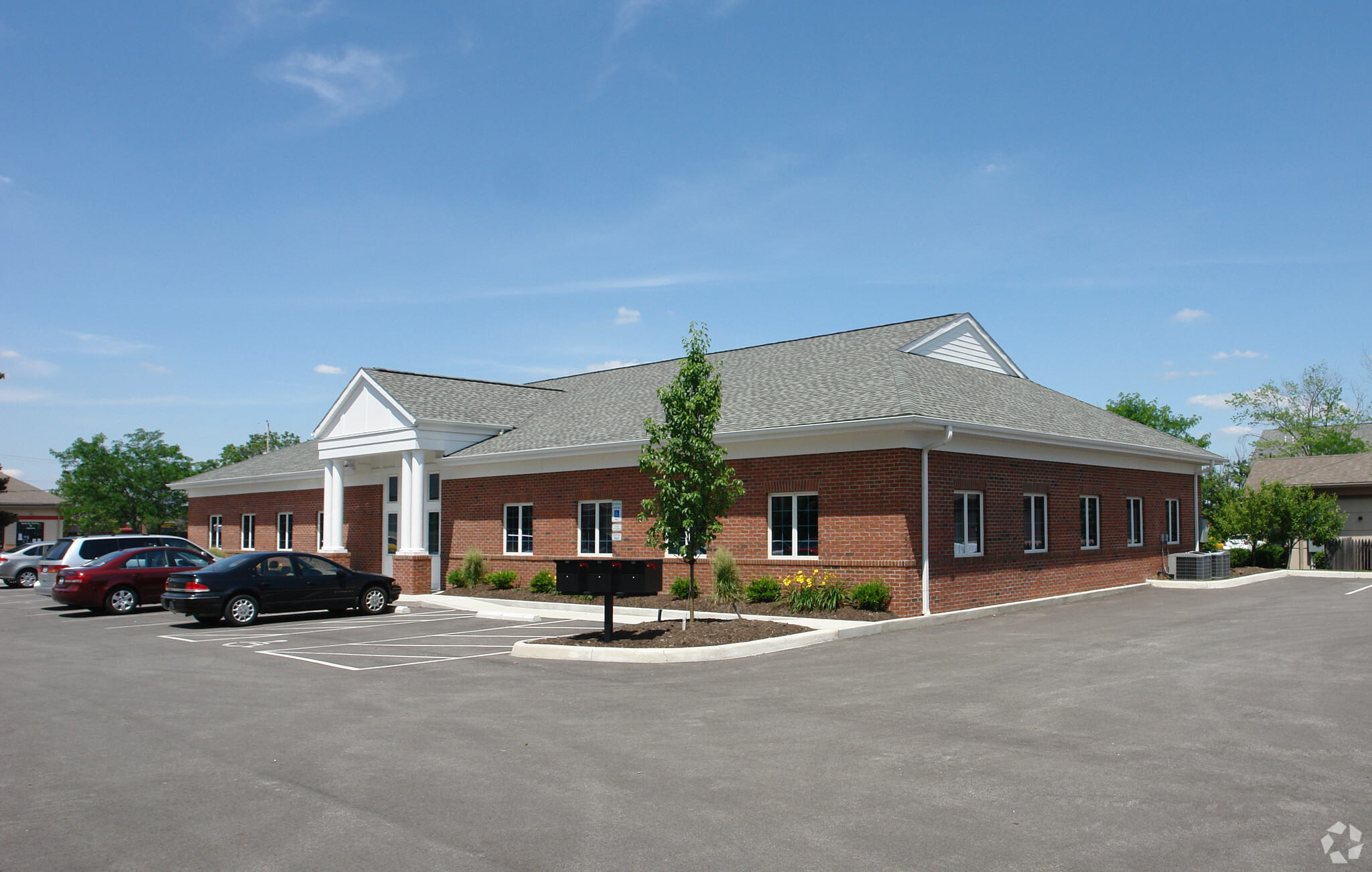 4531-4533 Cemetery Rd, Hilliard, OH à vendre Photo principale- Image 1 de 1