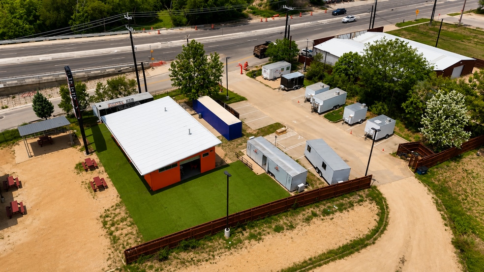 1916 Austin Hwy, San Antonio, TX for lease - Building Photo - Image 3 of 30
