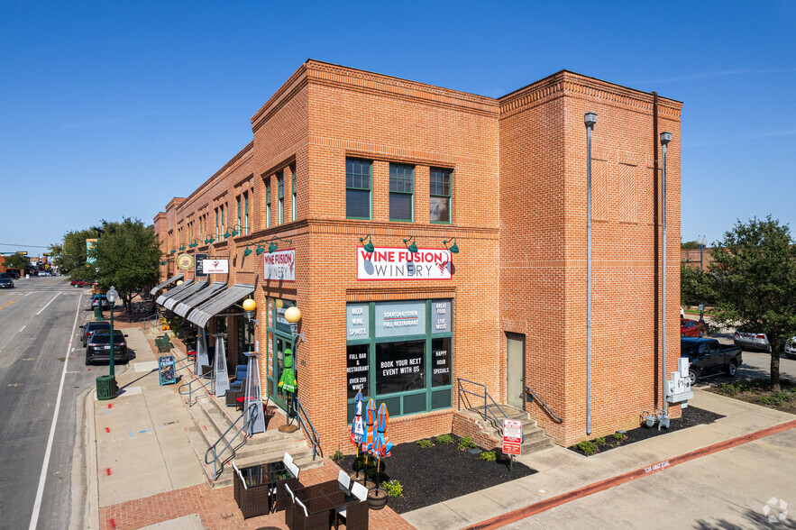 603 S Main St, Grapevine, TX à vendre - Photo du bâtiment - Image 1 de 1