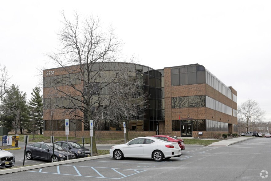 3751 Island Ave, Philadelphia, PA à louer - Photo principale - Image 1 de 20