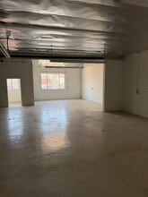14754 Calvert St, Van Nuys, CA for lease Interior Photo- Image 2 of 4