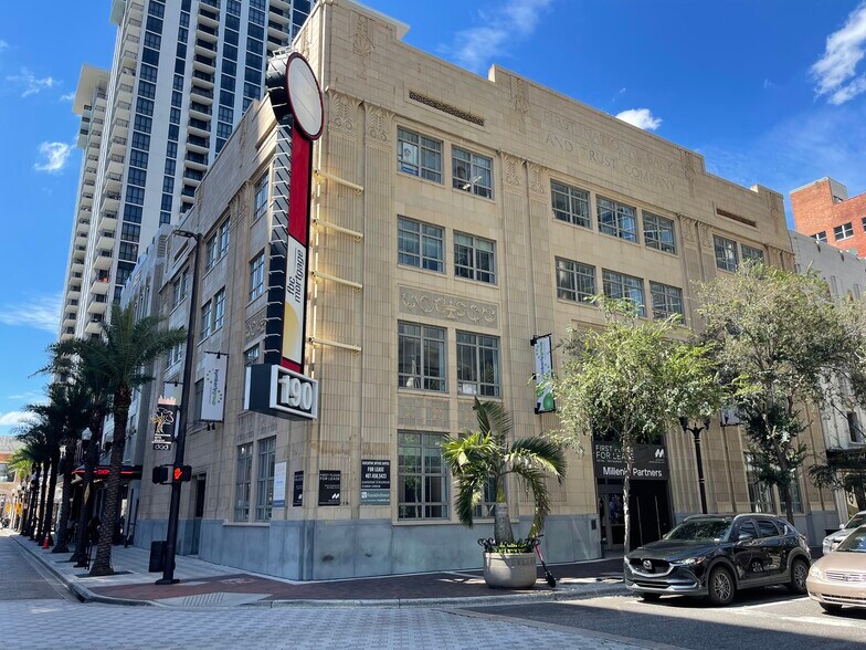 1 W Church St, Orlando, FL à louer - Photo du bâtiment - Image 2 de 3