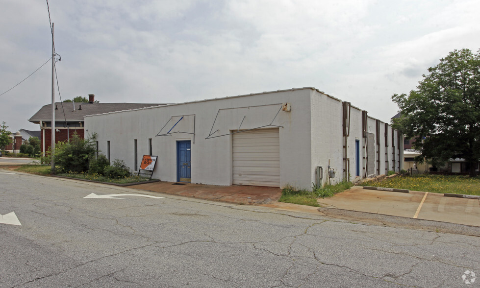 103 Depot St, Greer, SC à vendre - Photo principale - Image 1 de 1