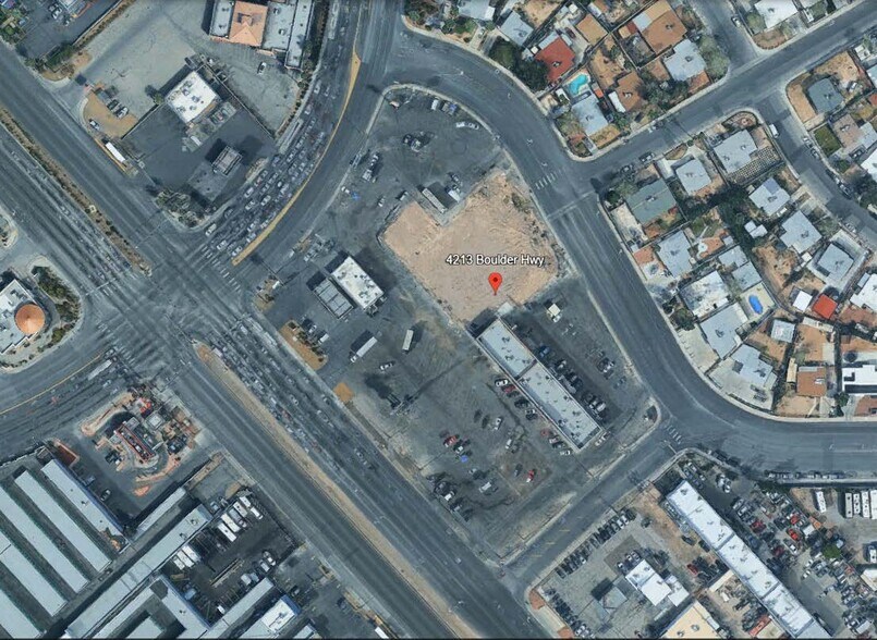 4213 Boulder Hwy, Las Vegas, NV for lease - Primary Photo - Image 1 of 2
