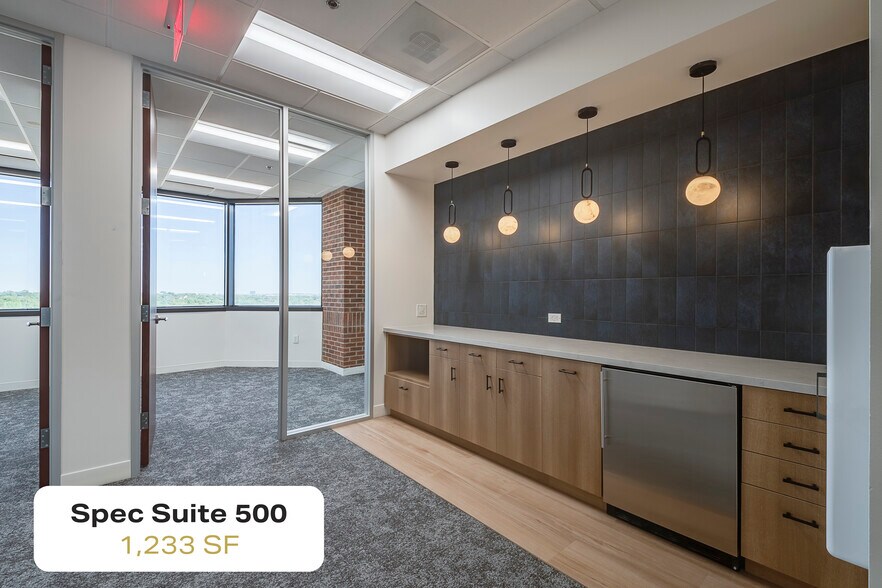 1755 N Collins Blvd, Richardson, TX à louer - Photo intérieure - Image 3 de 9