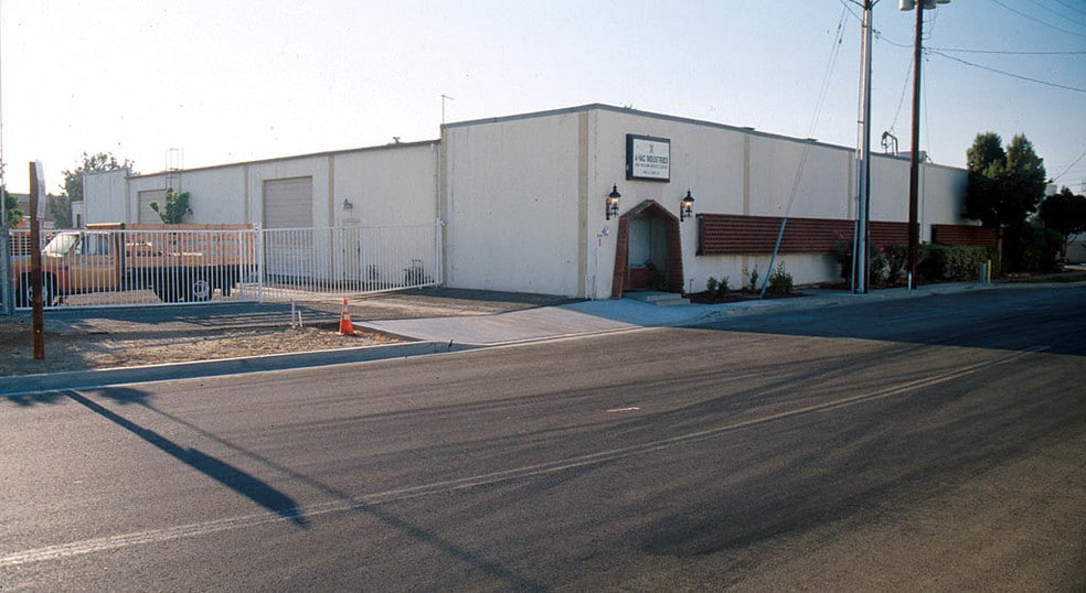 1845 S Lewis St, Anaheim, CA for sale - Building Photo - Image 2 of 3