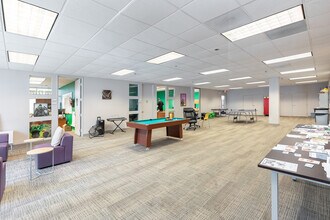 2331 Alhambra Blvd, Sacramento, CA for lease Interior Photo- Image 2 of 4