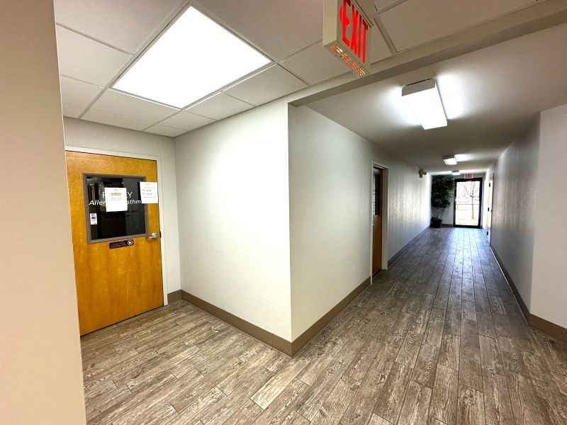 5250 Far Hills Ave, Kettering, OH for lease Interior Photo- Image 1 of 8