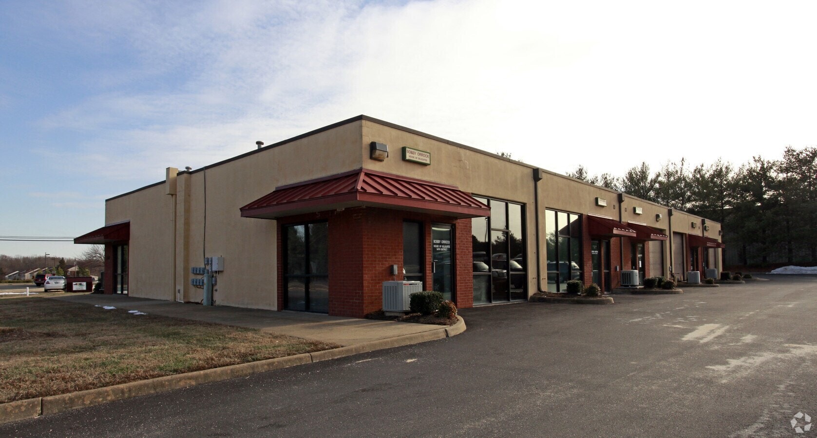 120 Falcon Dr, Fredericksburg, VA for lease Interior Photo- Image 1 of 1