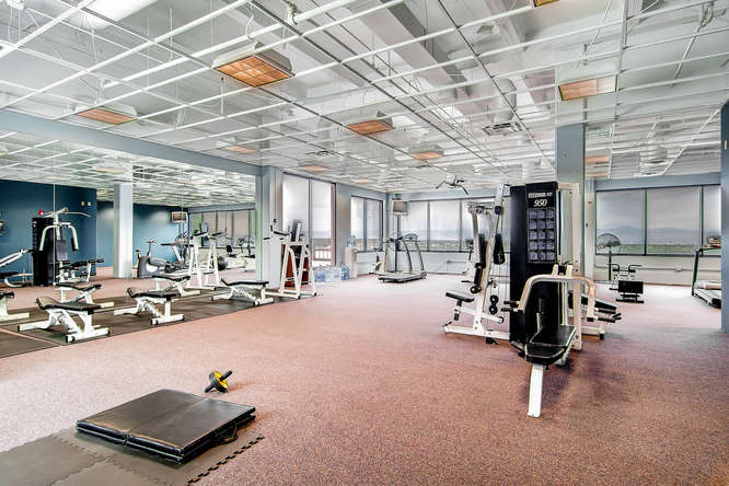 3033 S Parker Rd, Aurora, CO à louer - Photo intérieure - Image 3 de 10