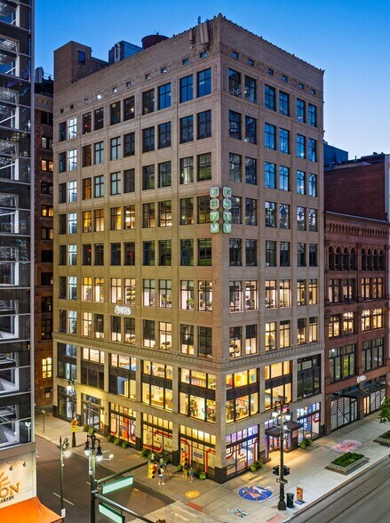 1201 Woodward Ave, Detroit, MI à louer - Photo du bâtiment - Image 2 de 5