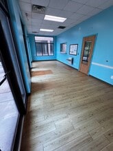 101 Little Neck Rd, Savannah, GA for lease Interior Photo- Image 2 of 10