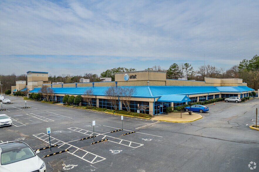 1699-1735 Sycamore View Rd, Memphis, TN for lease - Building Photo - Image 1 of 8