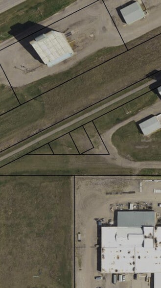 1st St W, Magrath, AB à vendre - Photo du bâtiment - Image 2 de 3