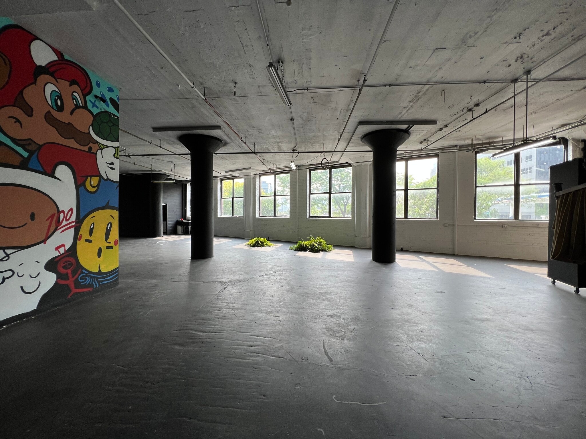 350 N Ogden Ave, Chicago, IL à louer Photo intérieure- Image 1 de 2