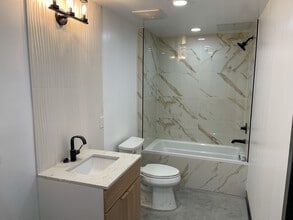 10867 Fruitland Dr, Studio City, CA à louer Photo du bâtiment- Image 1 de 9