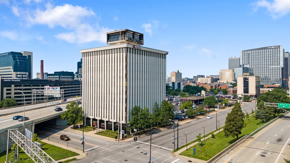 250 E Liberty St, Louisville, KY for lease - Building Photo - Image 2 of 10