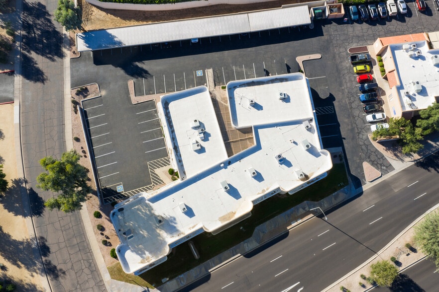 10304 N Hayden Rd, Scottsdale, AZ à vendre - Photo du bâtiment - Image 2 de 27