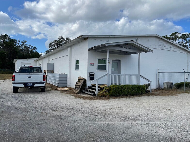 196 NE Chestnut Ave, Lake City, FL à vendre - Photo du bâtiment - Image 2 de 21