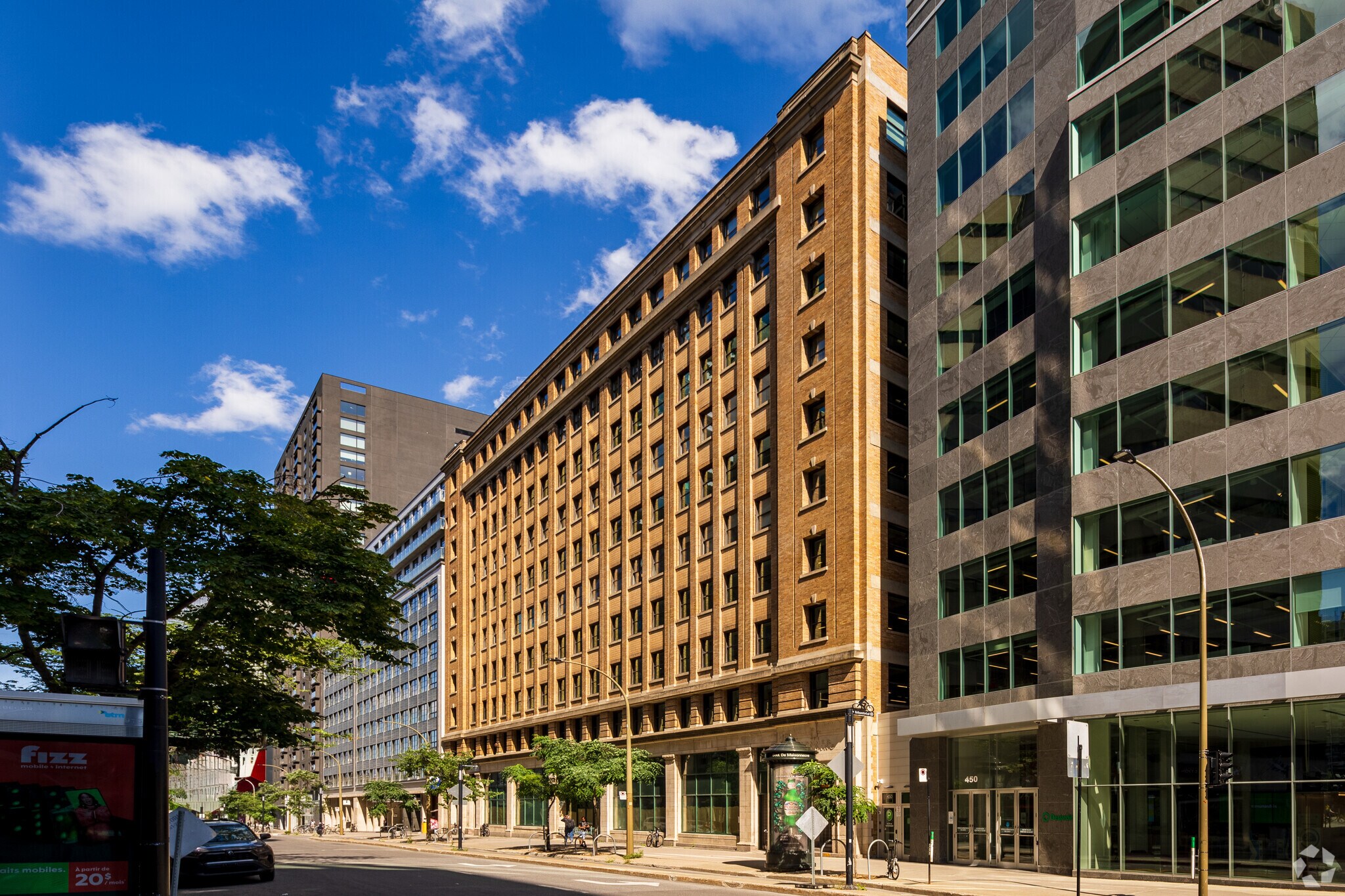 416-450 Boul de Maisonneuve O, Montréal, QC à louer Photo du bâtiment- Image 1 de 4