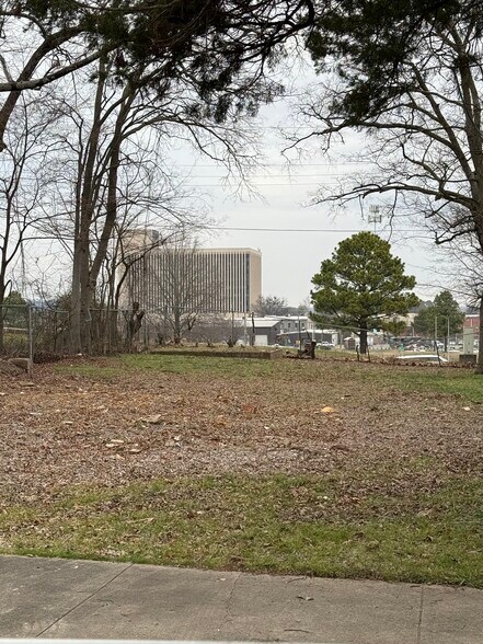 1002 W 11th St, Little Rock, AR à vendre - Photo du bâtiment - Image 3 de 3