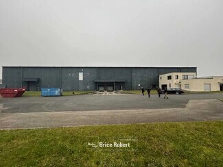 Plus de détails pour Local d'activités à louer