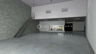 Plus de détails pour Local d'activités à louer