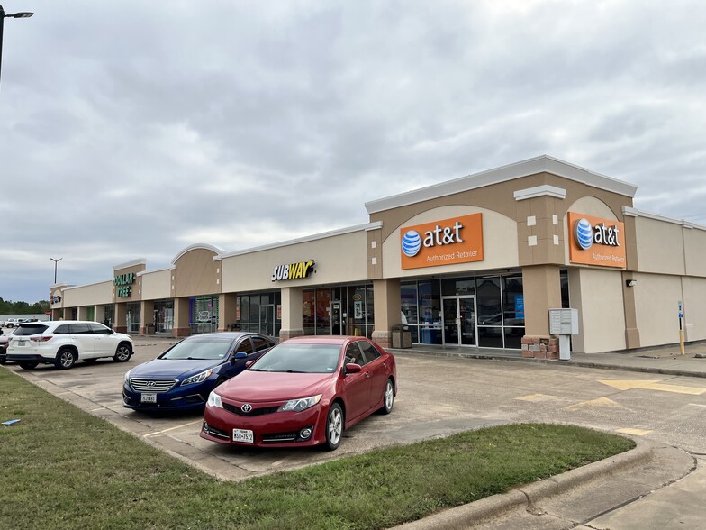 1231-1243 E Loop 304, Crockett, TX for sale - Building Photo - Image 1 of 1