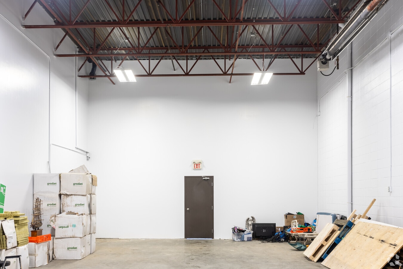 10008-10022 167 St NW, Edmonton, AB T5P 3W4 - Unit 10012 - - Interior Photo - Image 1 of 3