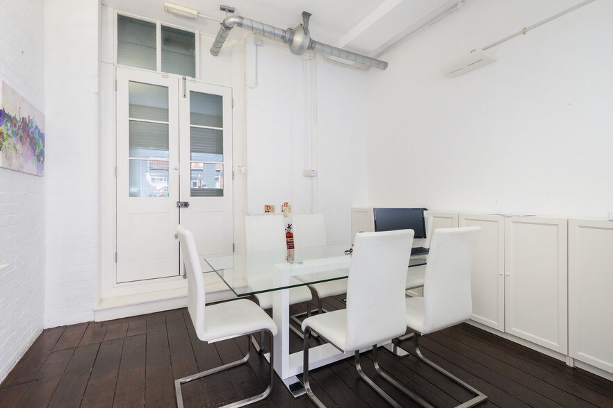 22-38 Shepherdess Walk, Londres à louer - Photo intérieure - Image 3 de 18