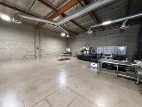 620-624 N Victory Blvd, Burbank, CA à louer Photo intérieure- Image 1 de 15