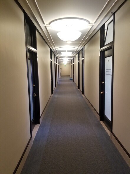 2000 Van Ness Ave, San Francisco, CA à louer - Photo intérieure - Image 2 de 8