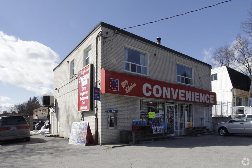 136 Henderson Ave, Markham, ON for sale - Primary Photo - Image 1 of 2