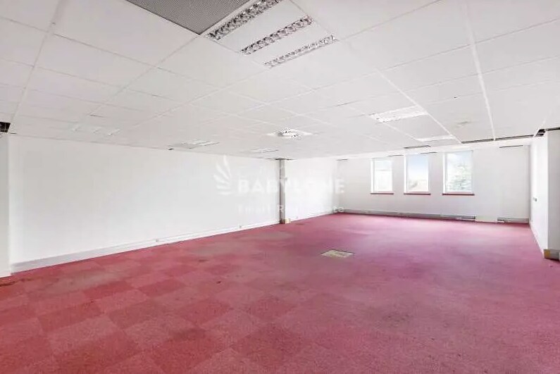 Flex in Malakoff for lease Interior Photo- Image 1 of 9