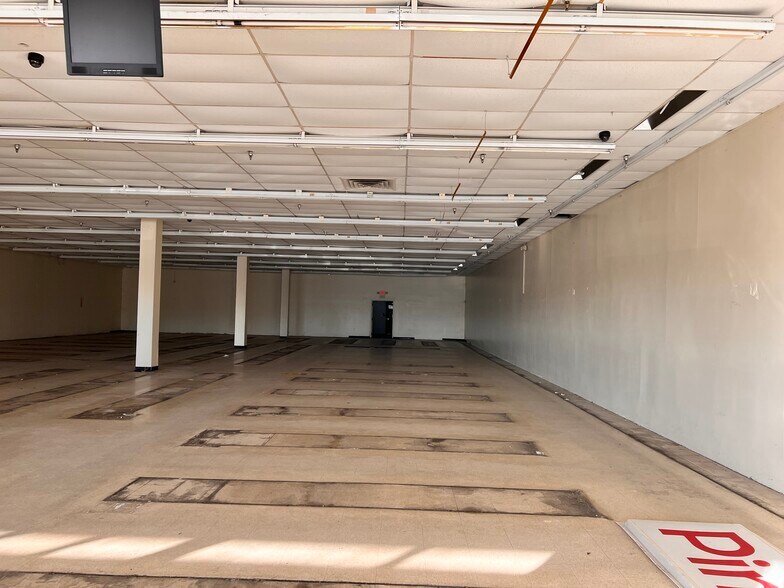 19099 Pineville Rd, Long Beach, MS à louer - Photo intérieure - Image 3 de 12