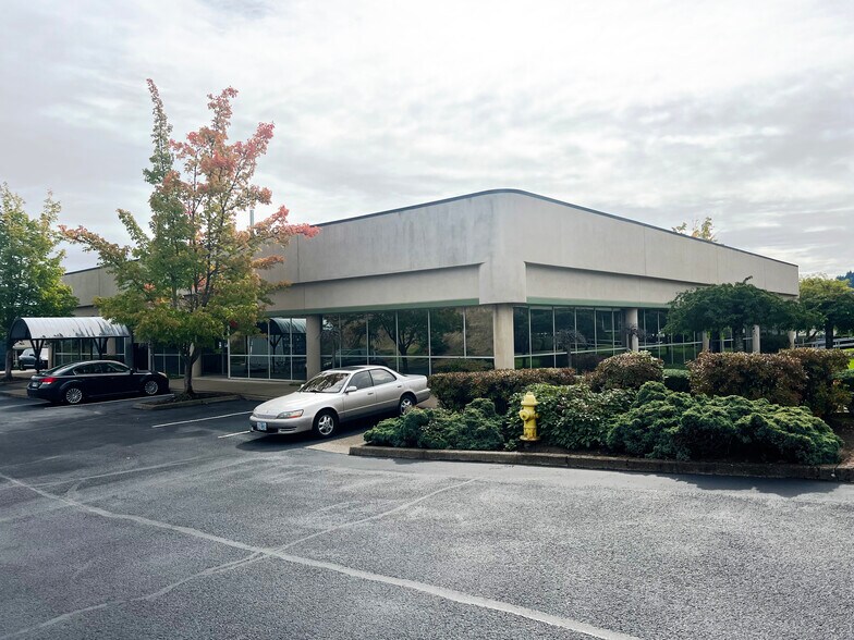 1730 Willow Creek Cir, Eugene, OR à louer - Photo du bâtiment - Image 2 de 3
