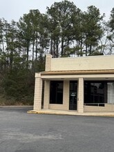 104-168 River Square Plz, Bessemer, AL for lease Building Photo- Image 1 of 1