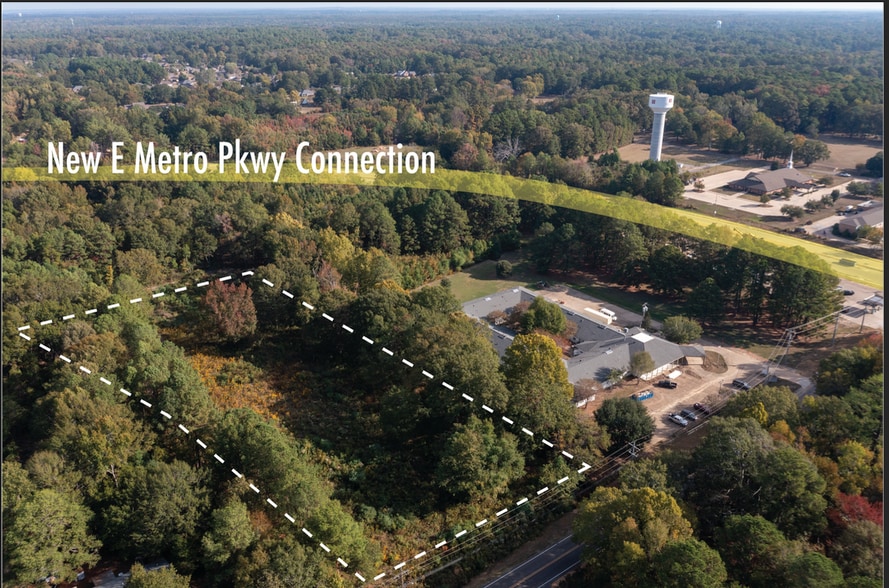 6000 Old Brandon, Pearl, MS for sale - Primary Photo - Image 1 of 11