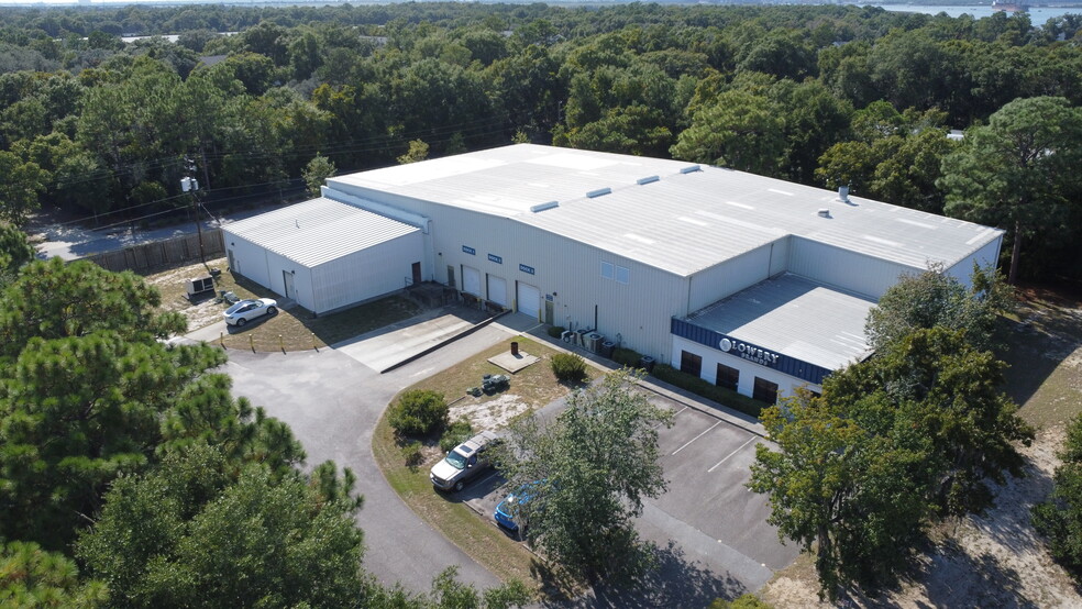 415 Jessen Ln, Charleston, SC for lease - Building Photo - Image 1 of 7