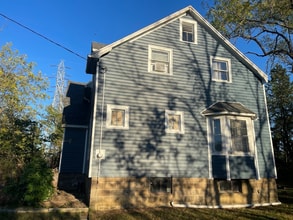 711 W Bagley Rd, Berea, OH for lease Building Photo- Image 2 of 6