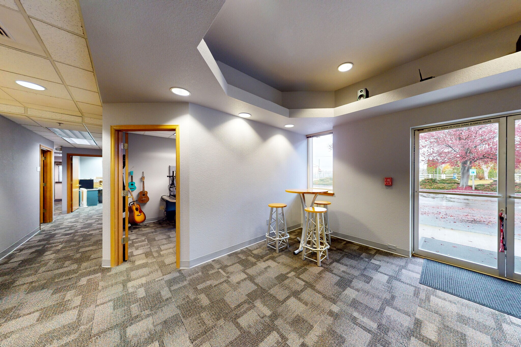 1342 88th Ave, Tumwater, WA à louer Photo intérieure- Image 1 de 9