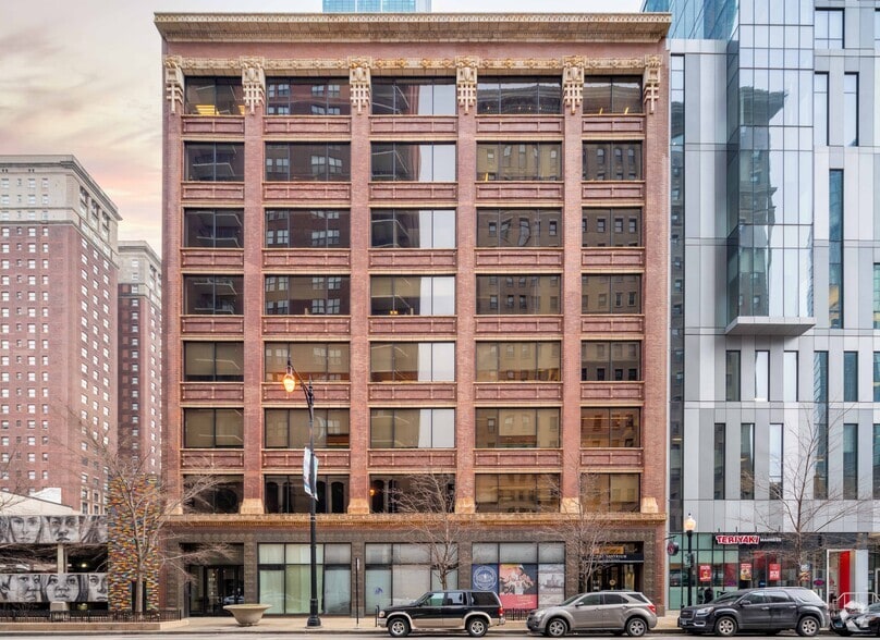 819 S Wabash Ave, Chicago, IL for lease - Building Photo - Image 1 of 8