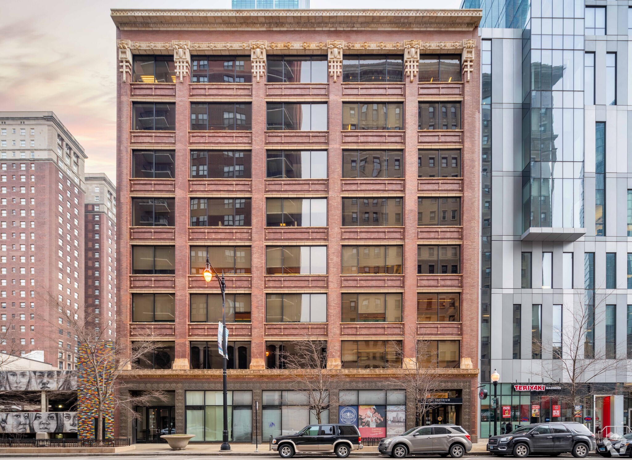 819 S Wabash Ave, Chicago, IL for lease Primary Photo- Image 1 of 56